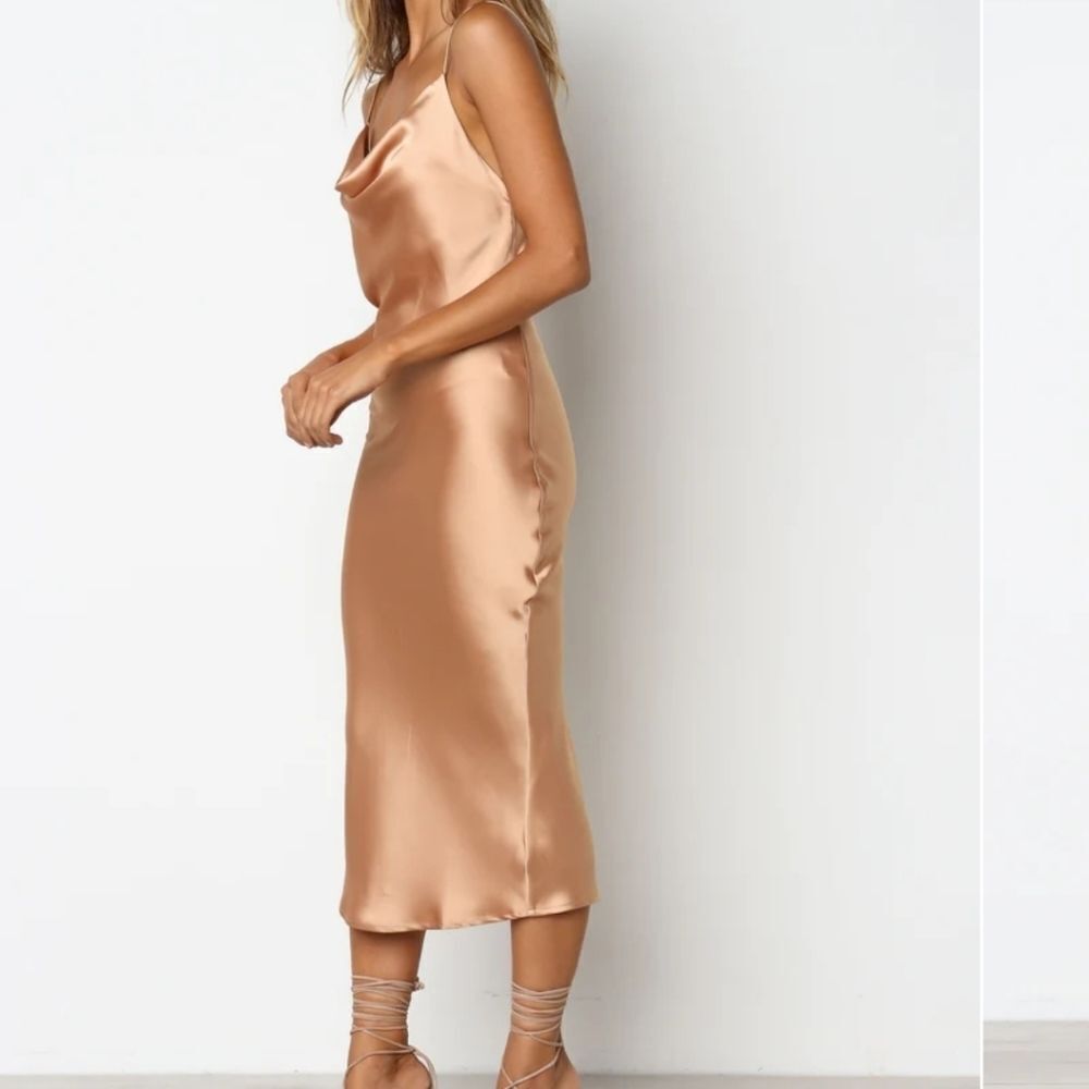 Petal & Pup Persia Gold Satin Draped Sleeveless Cocktail Midi Slip Dress 8US - Picture 2 of 12